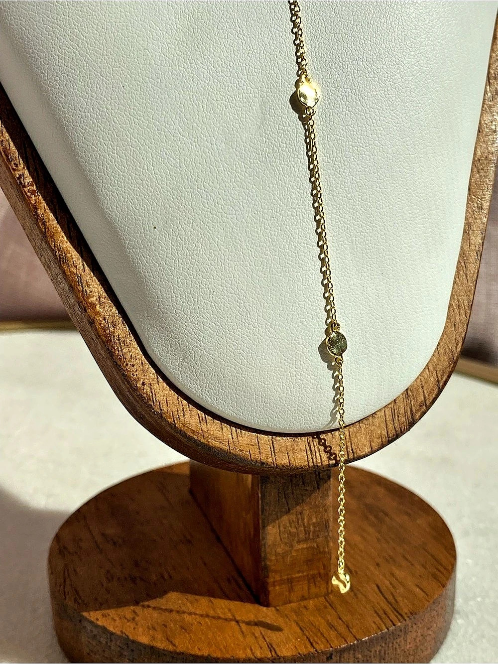 Gorjana Chloe Short Lariat Necklace Gold Like New - Picture 2 of 7